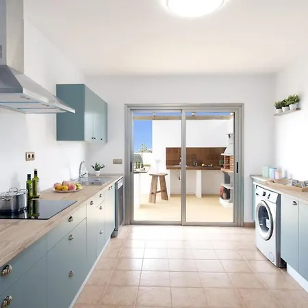 Pause By Villa Antigua